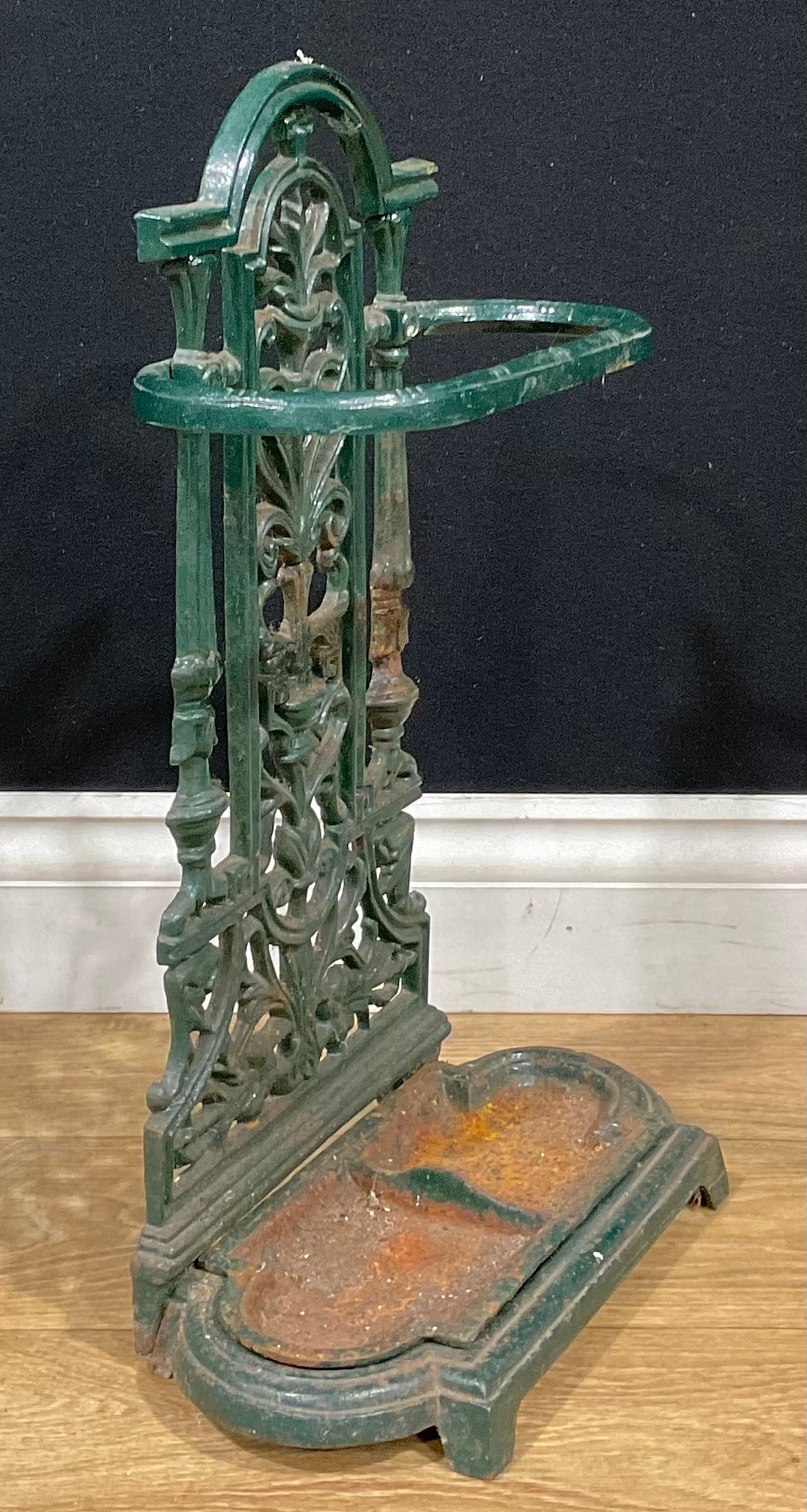 A Victorian style cast iron walking stick or umbrella stand, of small proportions, 52.5cm high - Image 2 of 3