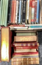 Books - a quantity of Art and Antique reference books (2 boxes)