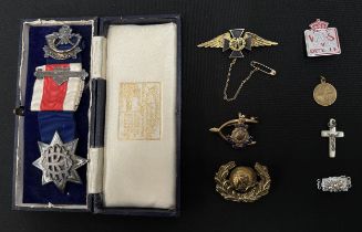 WW2 RAF Chaplains Sweetheart Brooch, pin backed with safety chain, maker marked "Firmin, London":