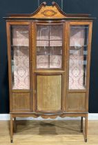 An Edwardian Sheraton Revival mahogany and marquetry display cabinet, c.1905, 196cm high, 116cm