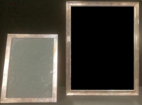 A silver rectangular looking glass, bevelled mirror plate, 34cm x 26.5cm, Birmingham 1920; a