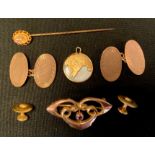 Jewellery- a pair od oval 9ct gold cufflinks, pair of 9ct gold shirt studs, , 9ct gold Art Nouveau