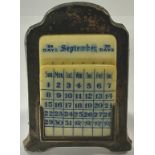 A George V silver easel desk calendar, James Deakin & Son, 10.5cm, Sheffield 1918