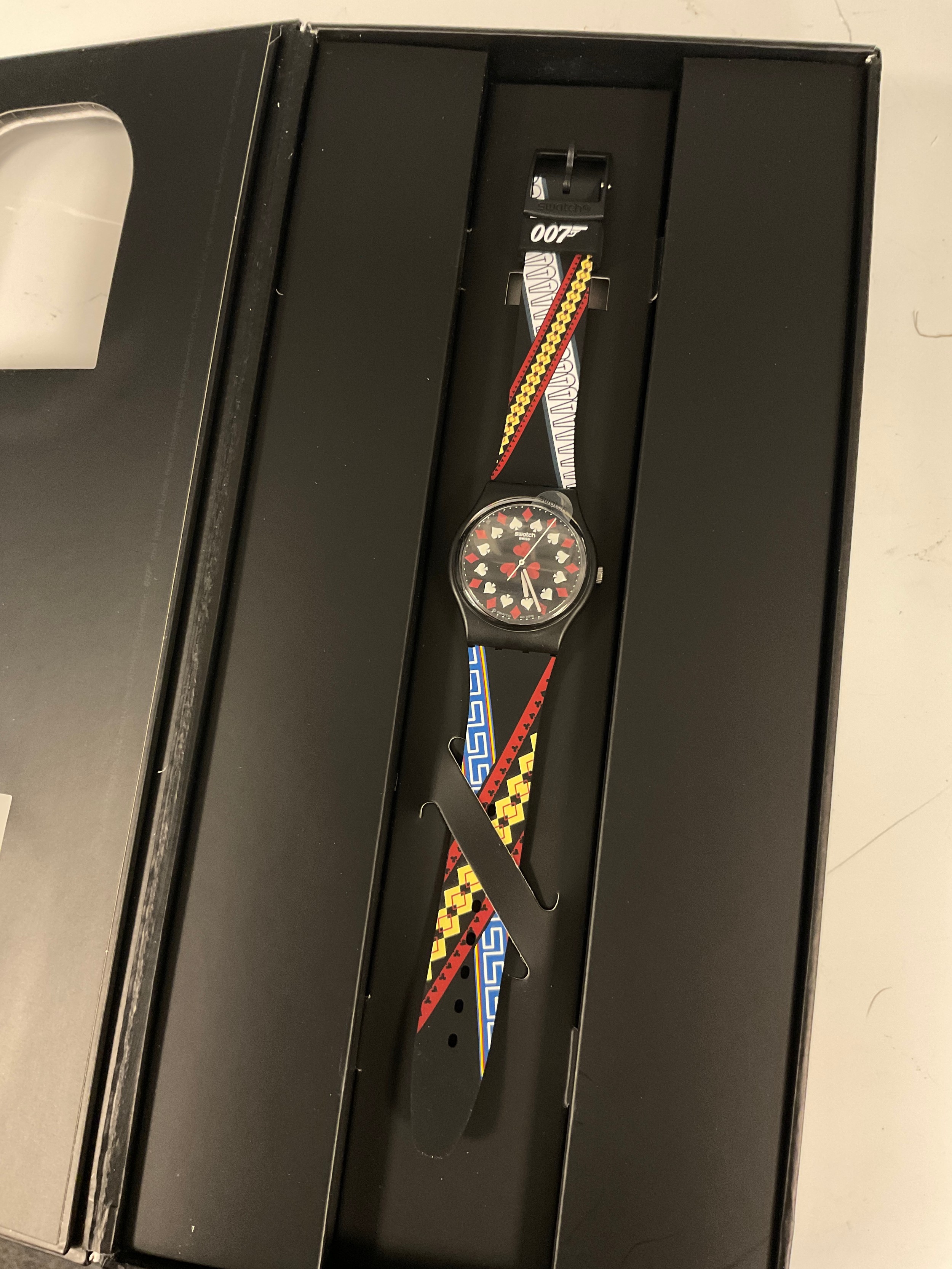 Swatch - the 2020 James Bond Collection Wristwatches, GZ328 Licence To Kill; GZ340 Casino Royale - Image 7 of 9