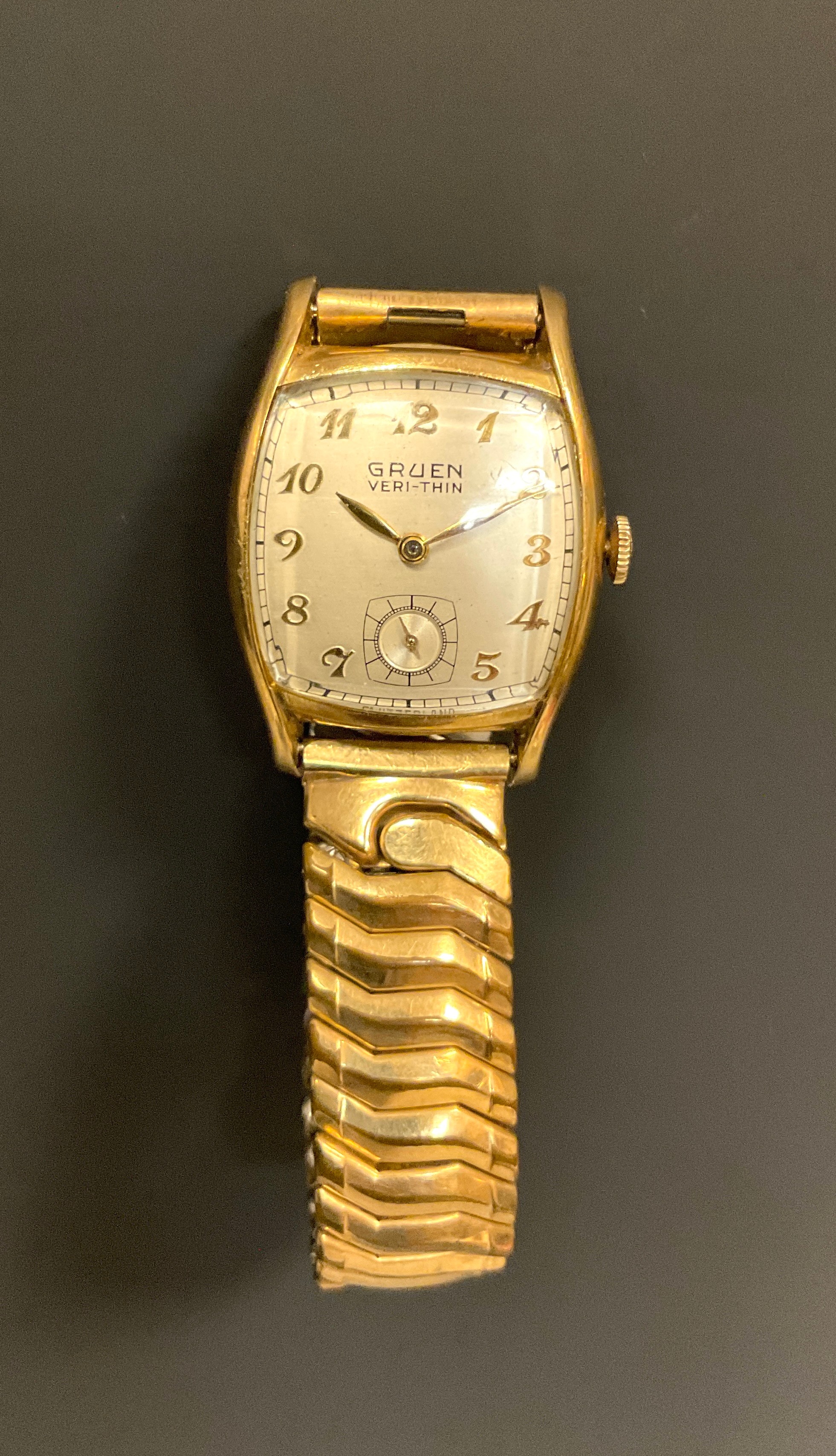 Gruen - Veri-Thin tonneau cased bracelet watch, silvered dial, Arabic numerals, subsidiary