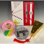 Swatch - Back to 1984 Reloaded special Bio ceramic two piece set, SZS34; Cheese Squeak Squeak I;