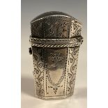 A George III silver bonbonniere or scent bottle case, bright-cut engraved and outlined with