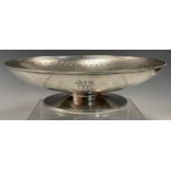 An American Whiting Manufacturing Co oval Sterling Silver boat comport, the interior with floral