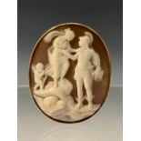 A 9ct gold mounted shell cameo brooch, carved in the Grand Tour taste after the Antique with Perseus