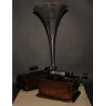 An early 20th century Edison Standard Phonograph, serial number 501941, the case 33.5cm wide, the
