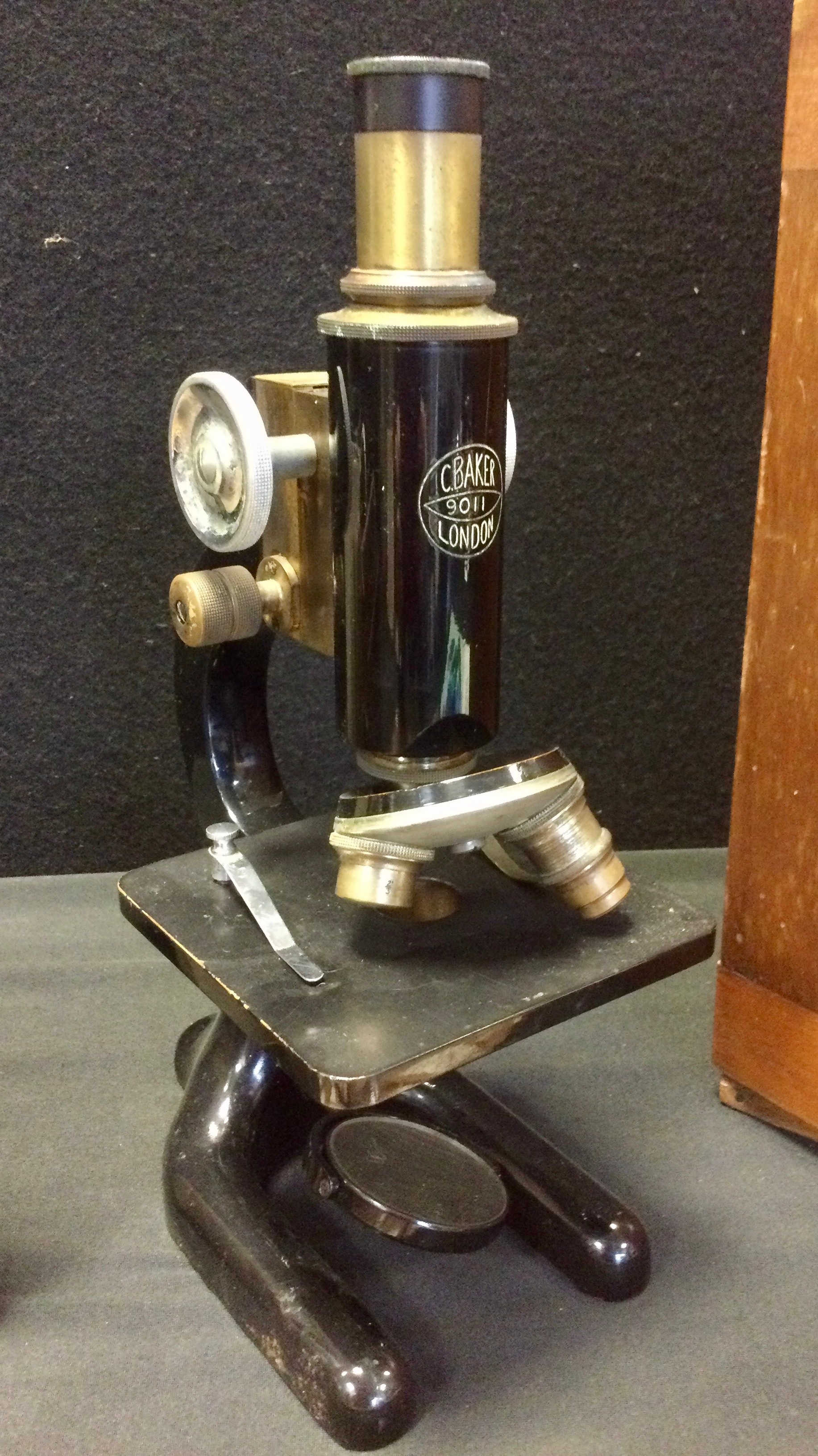 C. Baker 9011 London Microscope, rotating lens, fitted base, boxed, conforming specimen trays - Image 3 of 3