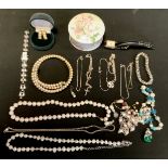 Jewellery - a 9ct gold mounted cultured pearl earring, others silver etc, 925 silver necklaces,