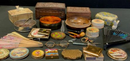 Boxes and objects - treen boxes, smoking pipes, cheroot holder, make-up compacts, etc.
