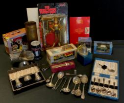 Boxes and Objects - Toys, Rocky Horror Picture Show, Beano vehicle, Shell case vase, Epns crust set,