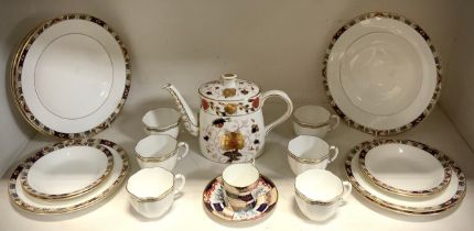 Royal Crown Derby Table China - 'Rutland' pattern dinner ware comprised of; four dinner plate,