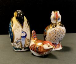Royal Crown Derby Paperweights - Puffin, Penguin with Chick and Wren, all silver stoppers (3)