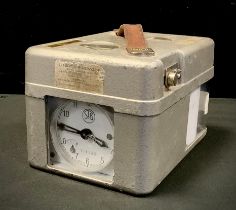 A STB Pigeon Racing Clock, 14N-1711, serial No 114740, metal case.