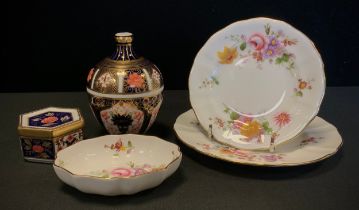 Royal Crown Derby - 1128 Imari vase, date code 1927, posies trinket dish etc, 1298 hexagonal box and