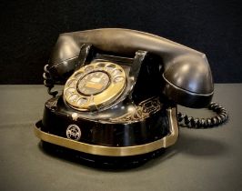 An early 20th century Belgian Bell Telephone Company dial-up telephone, by MFG,RTT56 B, c.1940.
