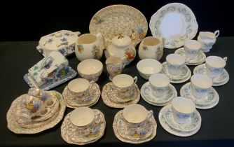 A Morley ware Crinoline Lady pattern tea set for six, another Royal Standard Grassland, Yuan