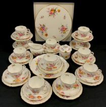 Royal Crown Derby 'Derby Posie' pattern tea ware including; twelve tea cups and saucers, picnic