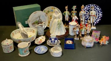 Ceramics - A Minton Haddon hall Pattern octagonal fruit bowl, , preserve jar and cover, Coalport