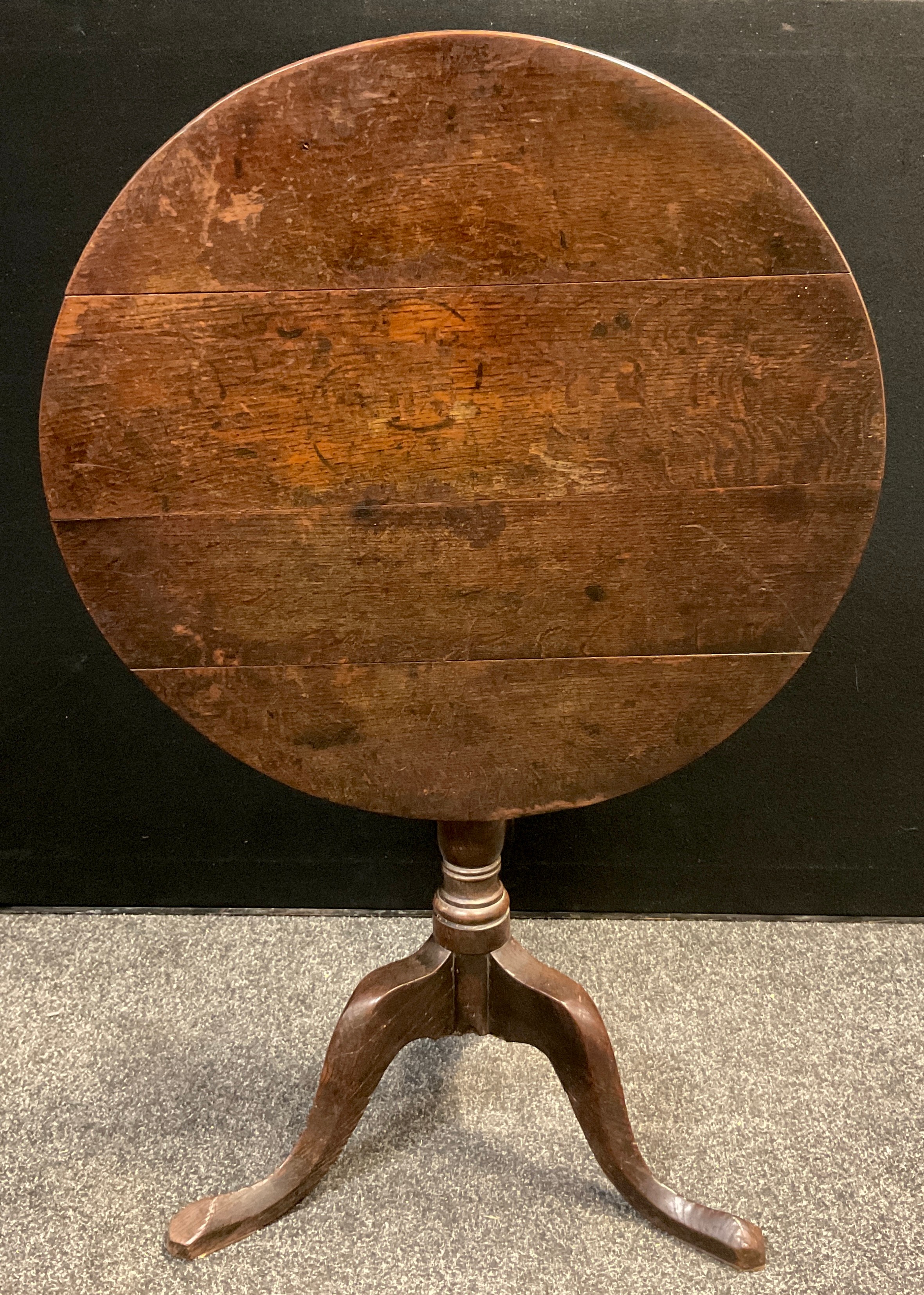 A George III oak tripod occasional table, 71cm high x 71.5cm diameter. - Image 2 of 2