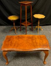 An Edwardian mahogany jardiniere stand, 94cm high; 20th century coffee table, 43cm high x 84cm x