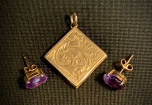 A 9ct gold square locket, engraved and chased with foliate scrolls, marks worn, possibly Chester