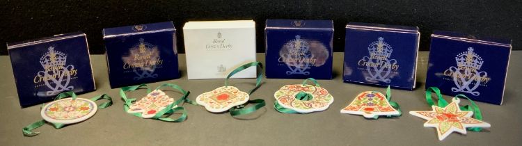 A set of six Royal Crown Derby ceramic Christmas tree ornaments (6)