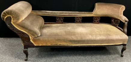 A Victorian Chaise Longue, 72cm high x 176cm long x 64cm deep.