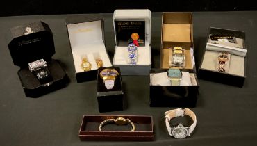 Watches - Avia 9ct gold cased lady's bracelet watch, Charles Rennie Mackintosh design, Misuzu,