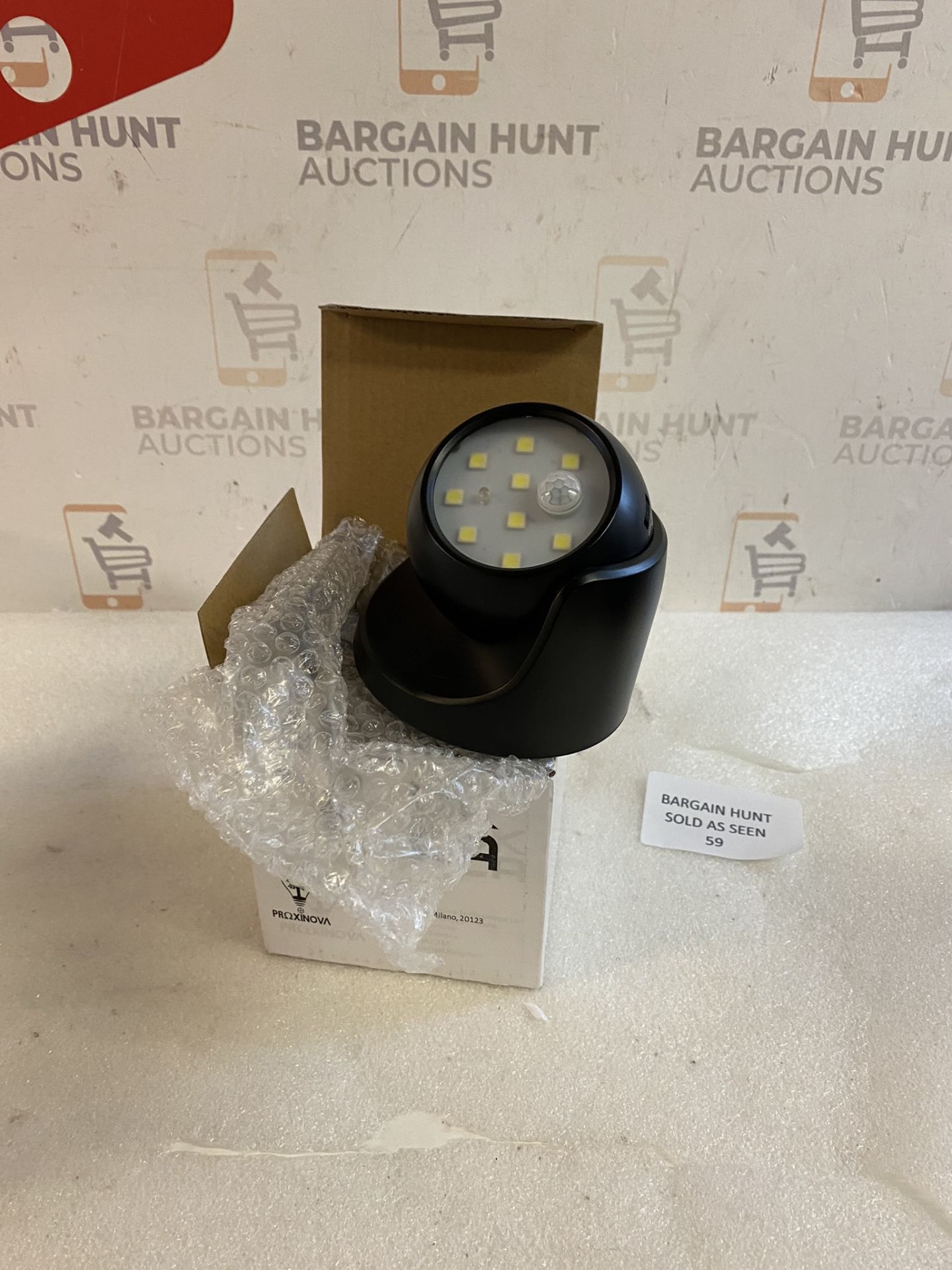 RRP £22.99 Proxinova Outdoor LED Security Light with PIR Motion Sensor Battery Operated - Image 2 of 2