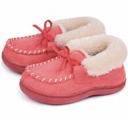 Set of 4 x Merrimac Kids Fuzzy Faux Suede Memory Foam Moccasin Slippers Plush Lined