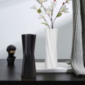 RRP £18.99 devesanter Ceramic vase 2 Set Black and White Flower Vases