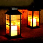 RRP £29.99 Tomshin-e Outdoor Solar Lanterns Garden Hanging Flickering Candle Lights