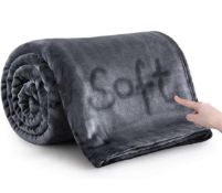 RRP £20.99 Moonlight Silk Touch Warm Flannel Fleece Blankets 400 GSM Throw, 150 x 200cm