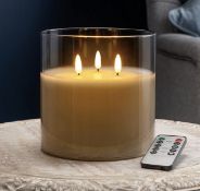 RRP £21.99 Christow Flickering LED Candle with Remote Control 3 Wick Battery Operated