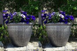 RRP £28.99 SG Traders 2 x Large Round Plastic Cromarty Garden Plant Pot Planter Silver 36cm
