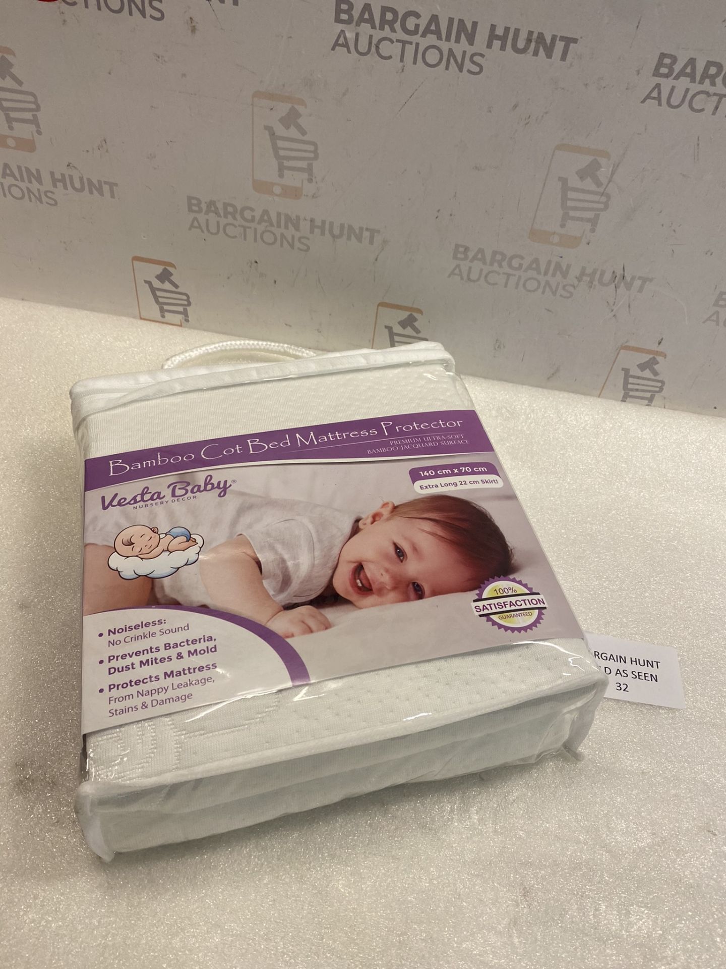 RRP £28.99 Vesta Baby Premium Cot Mattress Protector 70 x 140 cm Noiseless Waterproof Pad - Image 2 of 2