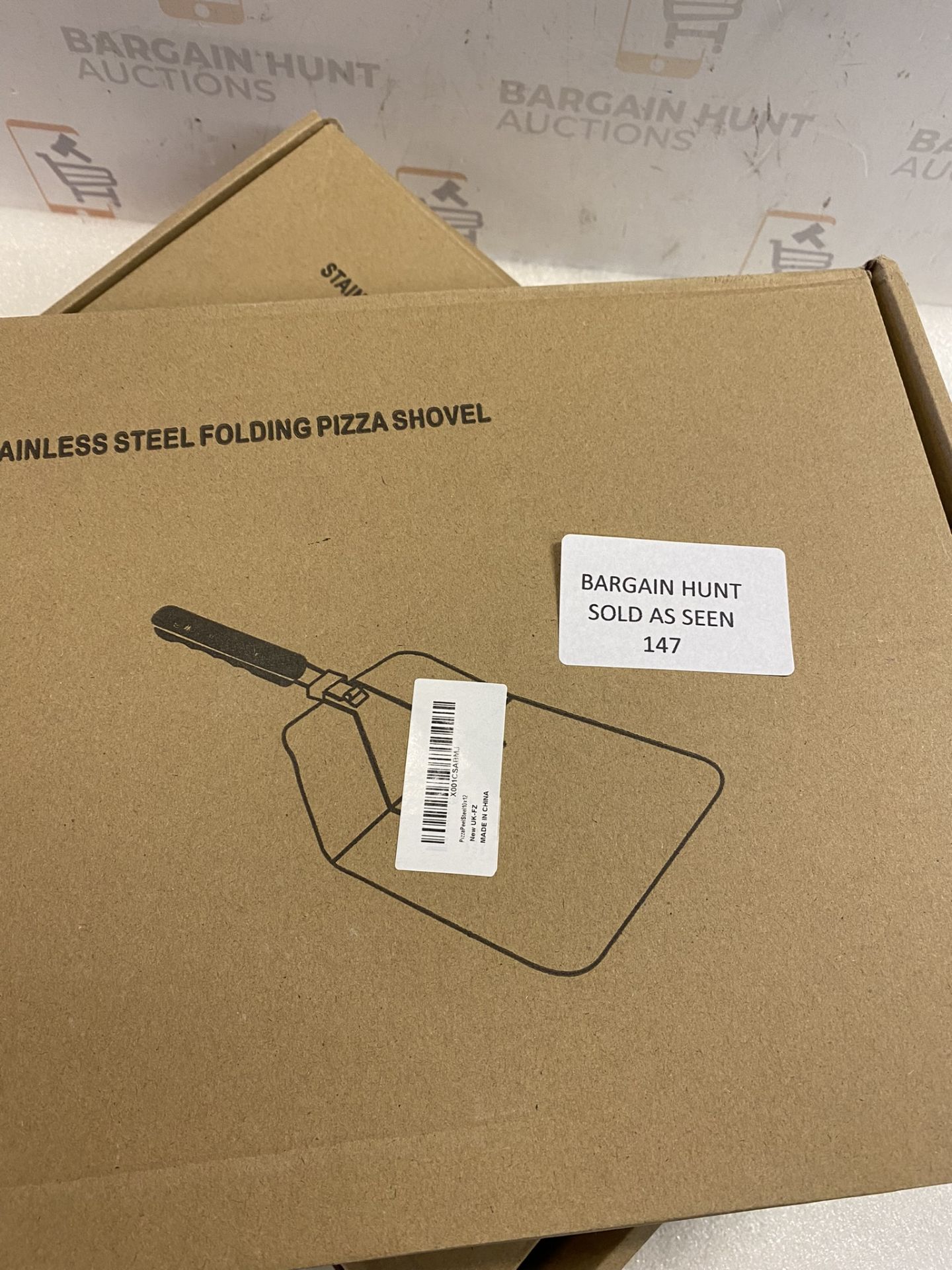 RRP £20.99 Fangze 10x12" Stainless Steel Pizza Peel Folding Handle Shovel Paddle And Cutter Set - Image 2 of 2