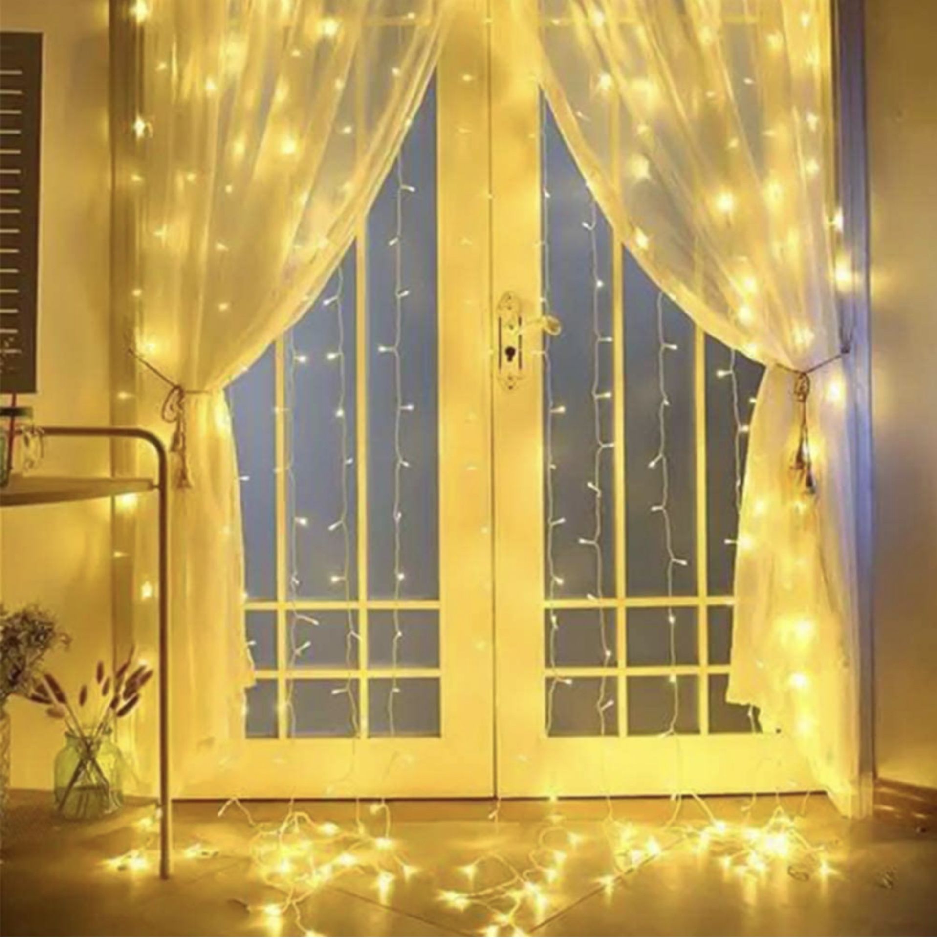 LED Curtain Lights Plug In 3mx3m Mains Powered Fairy Lights with Timer Function Remote Control