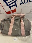 Ladies Sports Gym/Travel Duffel Bag with Separate Shoes Compartment and Wet Pocket