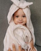RRP £34.99 Elodie Details Hooded Baby Towel with a Bow in 100% Oeko-Tex Cotton 80 x 80 cm - Powder