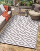 RRP £69.99 Green Decore Rug, Taupe/White, 150 X 240 cm
