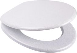 RRP £44.99 Soft Close Toilet Seat | Wide Choice of New Toilet Seats | Stable Hinges | Easy to