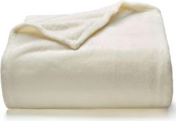 RRP £25.99 WAVVE Fleece Blanket King Size XXL White Cream 90" x 100" - Fluffy Soft Warm Versatile