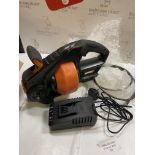 Worx WX891 18V(20V MAX) Cordless Drain Auger with Charger, 7.6m Telescopic Shaft (missing battery)