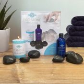 RRP £23.99 Well Being Hot Stone Relaxation Therapy Kit with Spa Accessories and Carry Bag