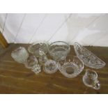 Mixed quality glassware including fruit bowl set etc